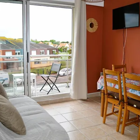 Au Pied De La - Balcon - Parking Apartament *