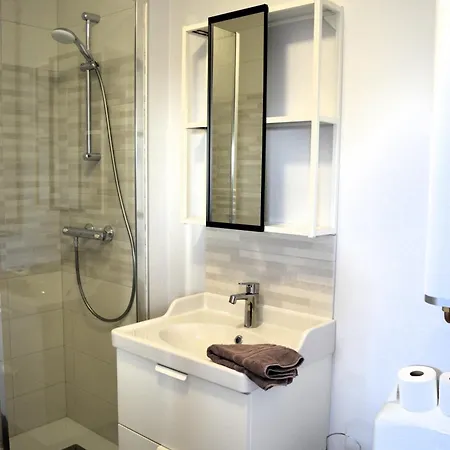 公寓 Au Pied De La - Balcon - Parking 库尔瑟勒·苏尔·梅尔